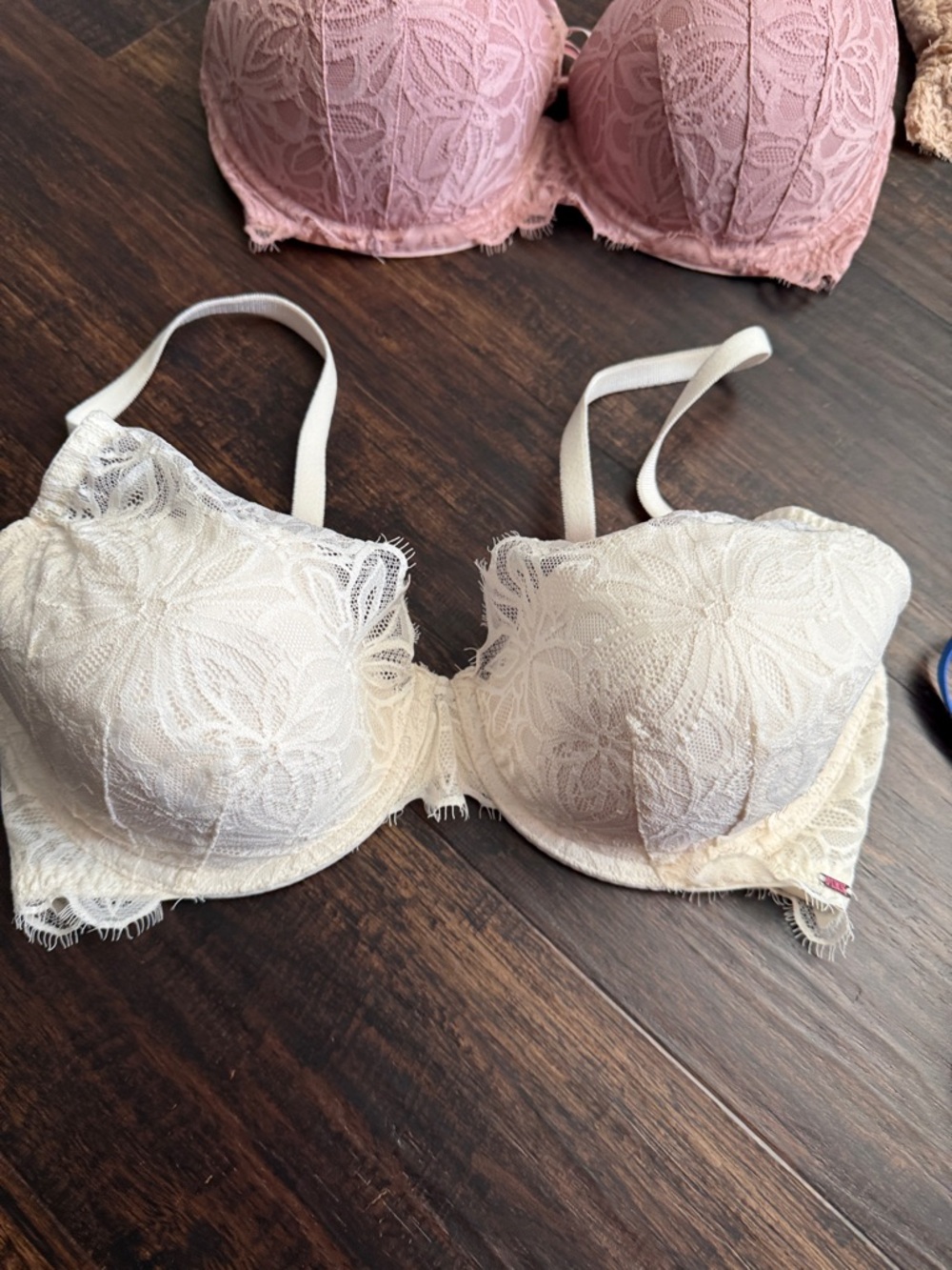 Victoria's Secret etc. bundle of 7 bras - Picture 4 of 15